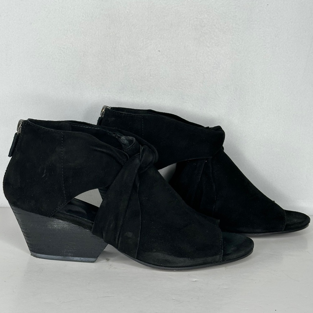 Eileen Fisher Anise Suede‎ Booties Twist Knot Open Toe Pumps Dark Romantic Sz 8